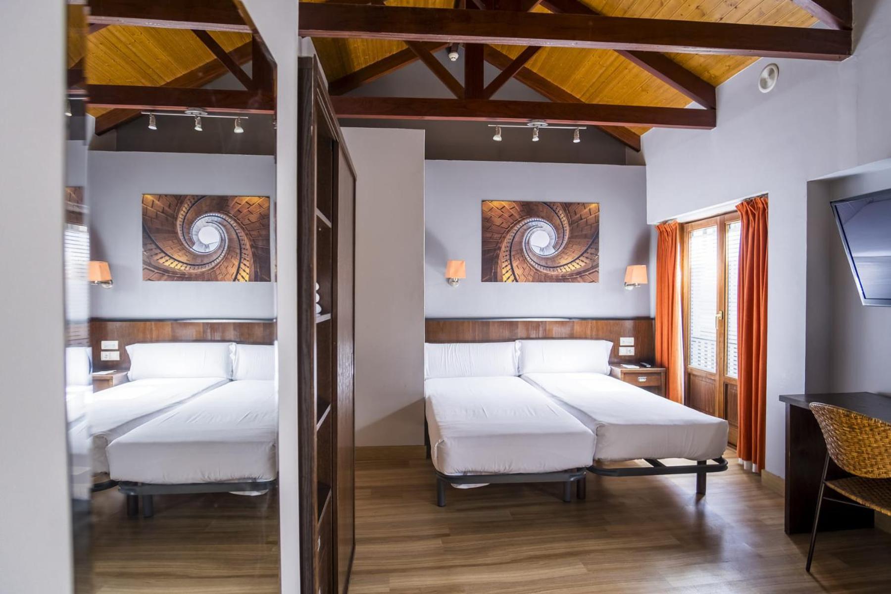 Hotel Alda Algalia Santiago de Compostela Dış mekan fotoğraf